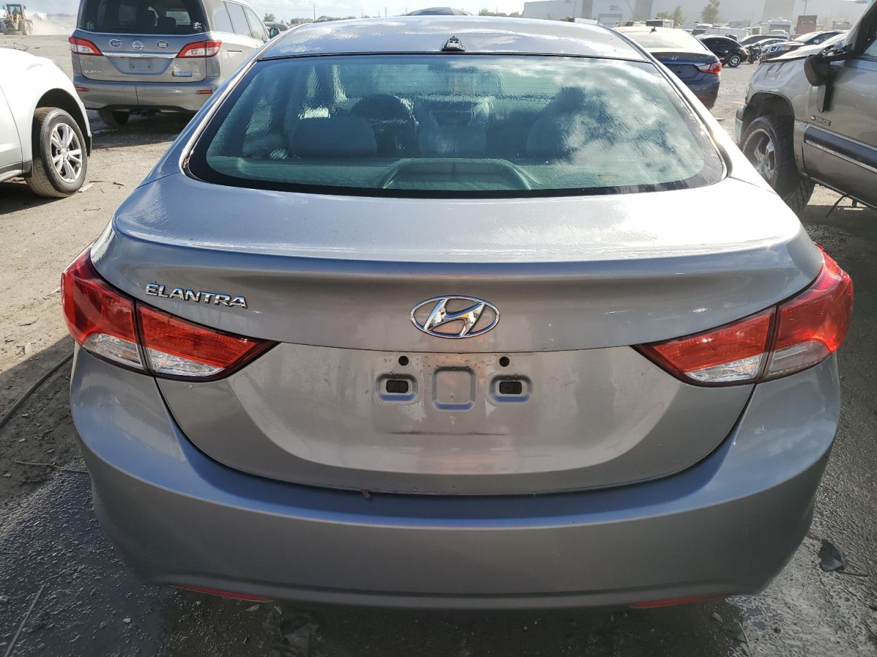 Photo 5 VIN: KMHDH4AE4CU417593 - HYUNDAI ELANTRA 