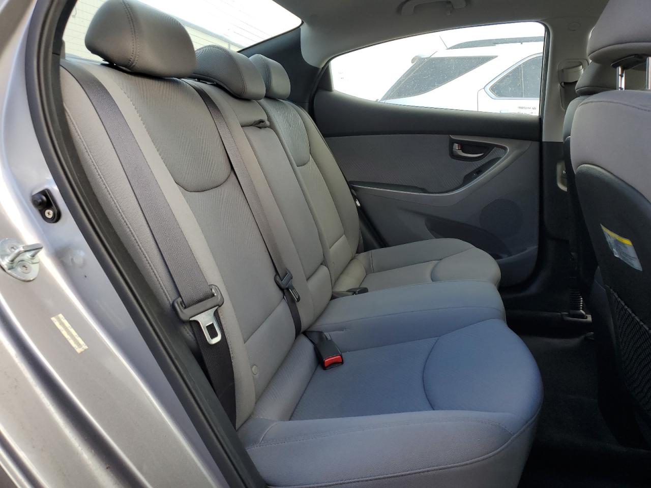 Photo 9 VIN: KMHDH4AE4CU417593 - HYUNDAI ELANTRA 