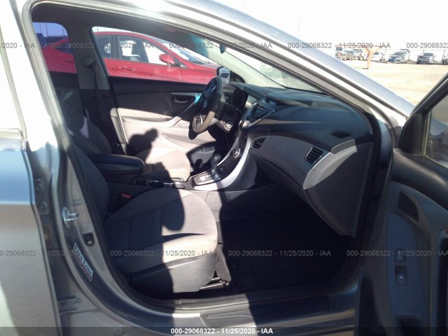 Photo 4 VIN: KMHDH4AE4CU433437 - HYUNDAI ELANTRA 