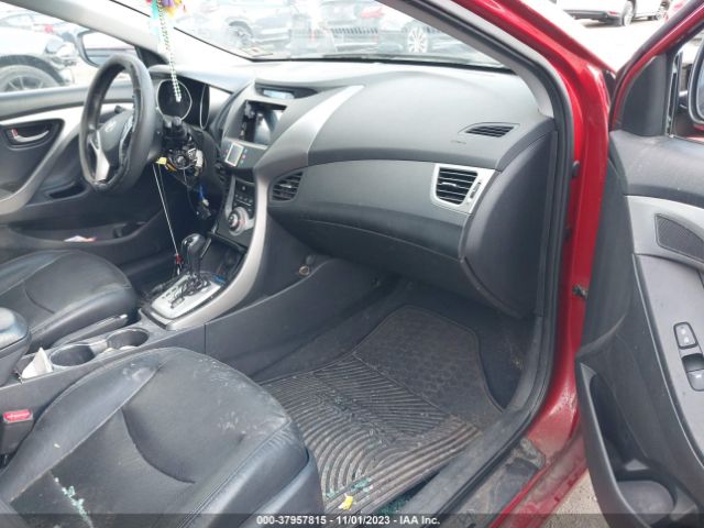 Photo 4 VIN: KMHDH4AE4CU453672 - HYUNDAI ELANTRA 