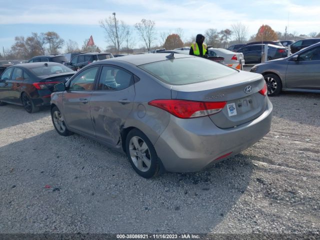 Photo 2 VIN: KMHDH4AE4CU455602 - HYUNDAI ELANTRA 