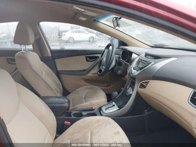 Photo 4 VIN: KMHDH4AE4CU468348 - HYUNDAI ELANTRA 