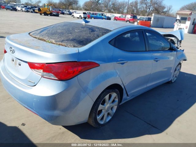 Photo 3 VIN: KMHDH4AE4CU468639 - HYUNDAI ELANTRA 