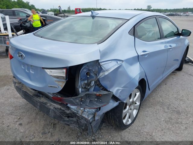 Photo 3 VIN: KMHDH4AE4CU476837 - HYUNDAI ELANTRA 