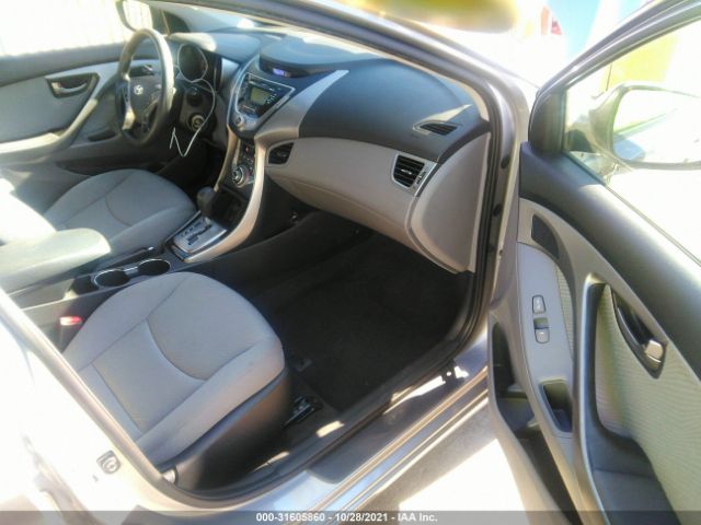 Photo 4 VIN: KMHDH4AE4DU516853 - HYUNDAI ELANTRA 