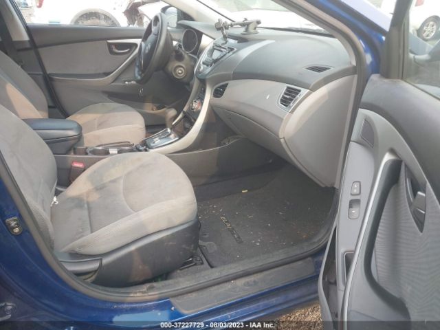 Photo 4 VIN: KMHDH4AE4DU530817 - HYUNDAI ELANTRA 