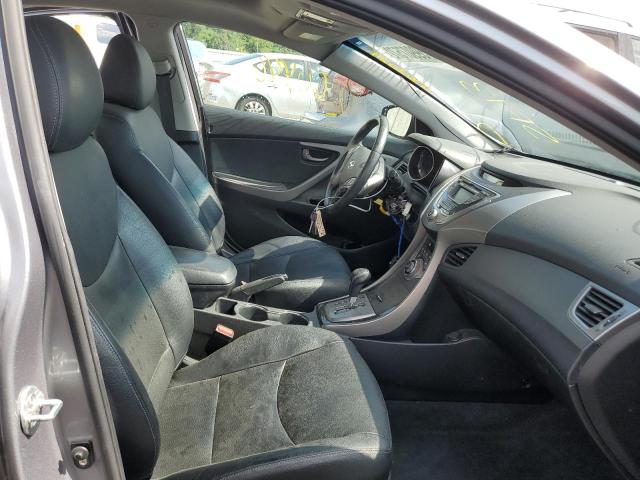 Photo 4 VIN: KMHDH4AE4DU577779 - HYUNDAI ELANTRA GL 