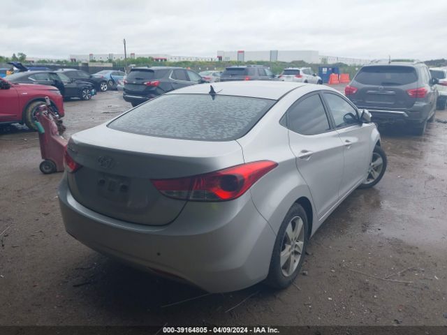 Photo 3 VIN: KMHDH4AE4DU585185 - HYUNDAI ELANTRA 