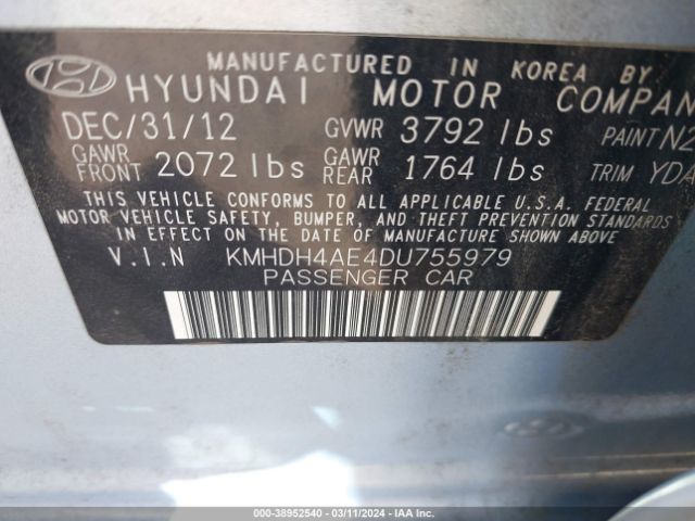 Photo 8 VIN: KMHDH4AE4DU755979 - HYUNDAI ELANTRA 