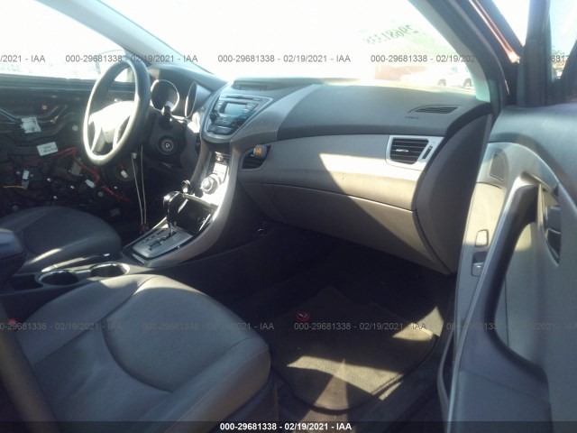 Photo 4 VIN: KMHDH4AE4DU795611 - HYUNDAI ELANTRA 