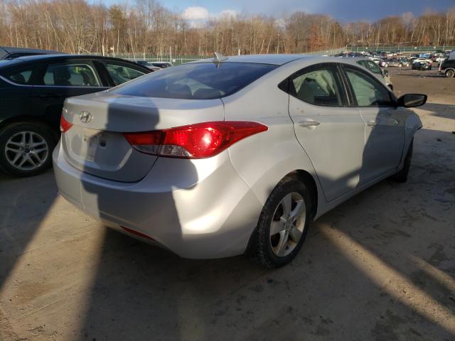 Photo 3 VIN: KMHDH4AE4DU796001 - HYUNDAI ELANTRA GL 