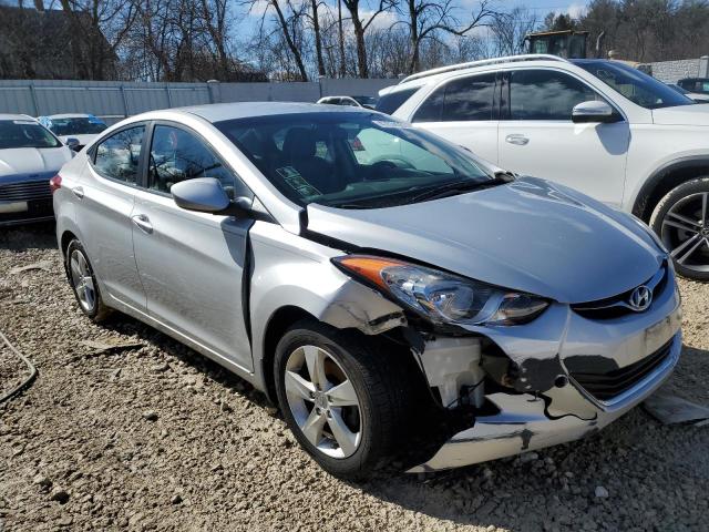 Photo 3 VIN: KMHDH4AE4DU829529 - HYUNDAI ELANTRA GL 