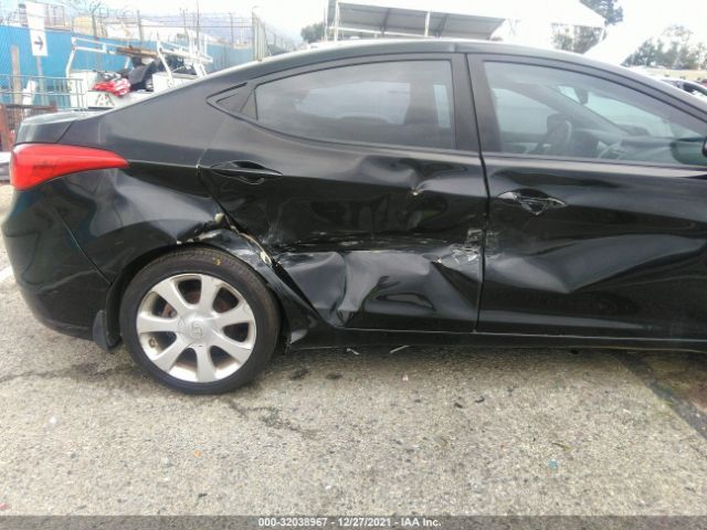 Photo 5 VIN: KMHDH4AE4DU840921 - HYUNDAI ELANTRA 