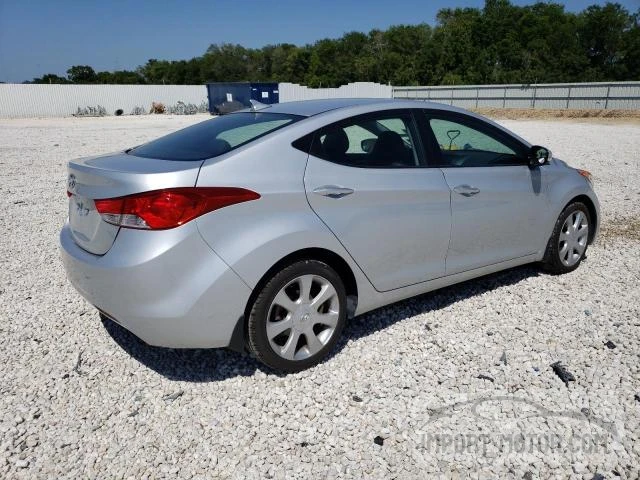 Photo 2 VIN: KMHDH4AE4DU915777 - HYUNDAI ELANTRA 