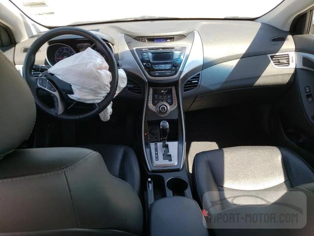 Photo 7 VIN: KMHDH4AE4DU915777 - HYUNDAI ELANTRA 