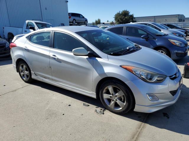 Photo 3 VIN: KMHDH4AE4DU956197 - HYUNDAI ELANTRA GL 