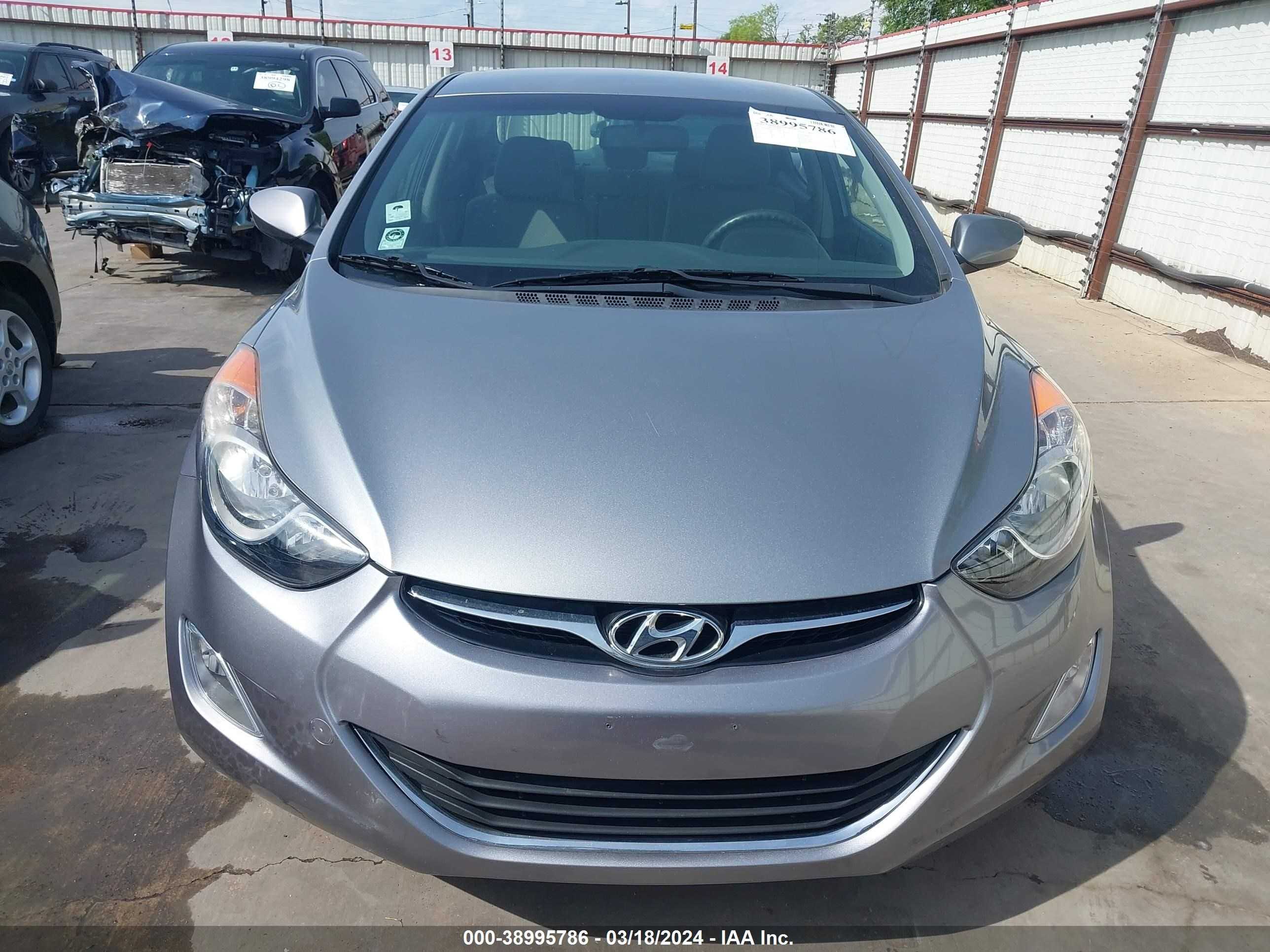 Photo 10 VIN: KMHDH4AE4DU966230 - HYUNDAI ELANTRA 