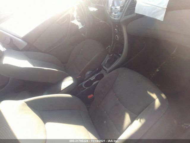 Photo 4 VIN: KMHDH4AE4FU222968 - HYUNDAI ELANTRA 