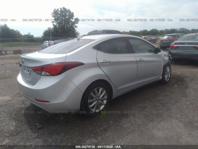 Photo 3 VIN: KMHDH4AE4FU230942 - HYUNDAI ELANTRA 