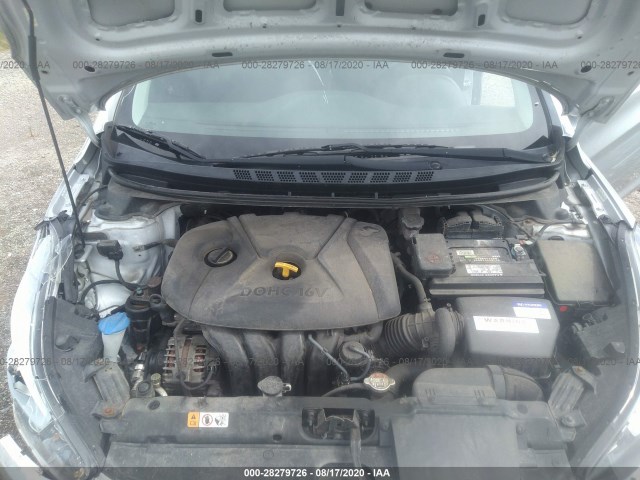 Photo 9 VIN: KMHDH4AE4FU230942 - HYUNDAI ELANTRA 