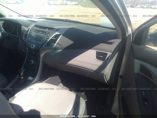 Photo 4 VIN: KMHDH4AE4FU286265 - HYUNDAI ELANTRA 