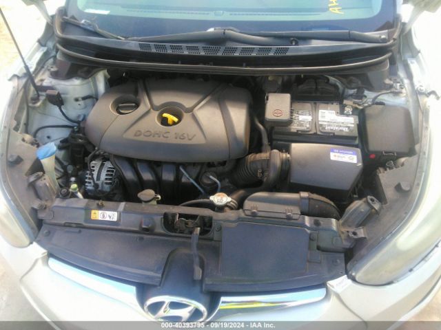 Photo 9 VIN: KMHDH4AE4FU294463 - HYUNDAI ELANTRA 