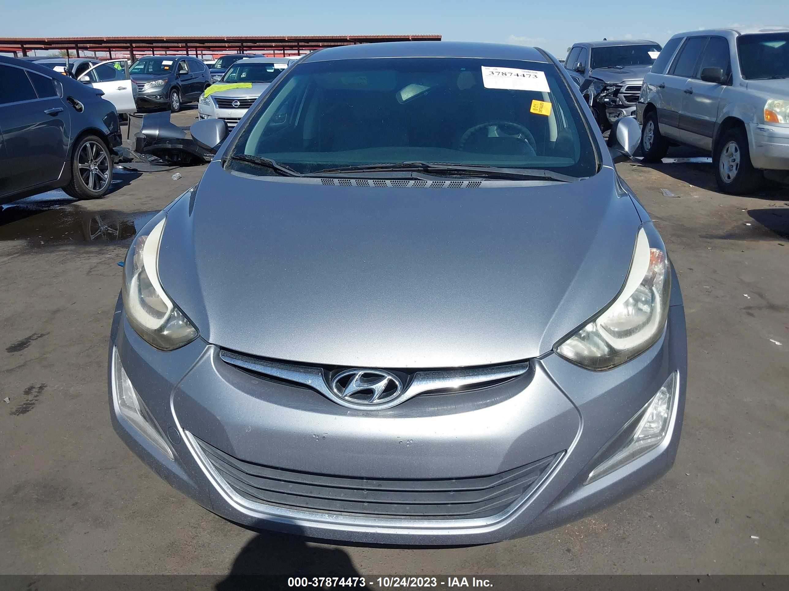 Photo 12 VIN: KMHDH4AE4FU354113 - HYUNDAI ELANTRA 