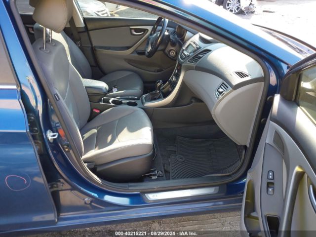 Photo 4 VIN: KMHDH4AE4FU377195 - HYUNDAI ELANTRA 