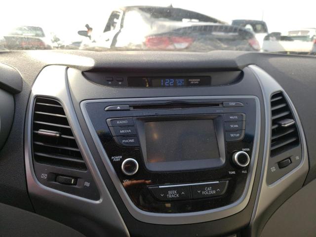 Photo 8 VIN: KMHDH4AE4FU420921 - HYUNDAI ELANTRA SE 