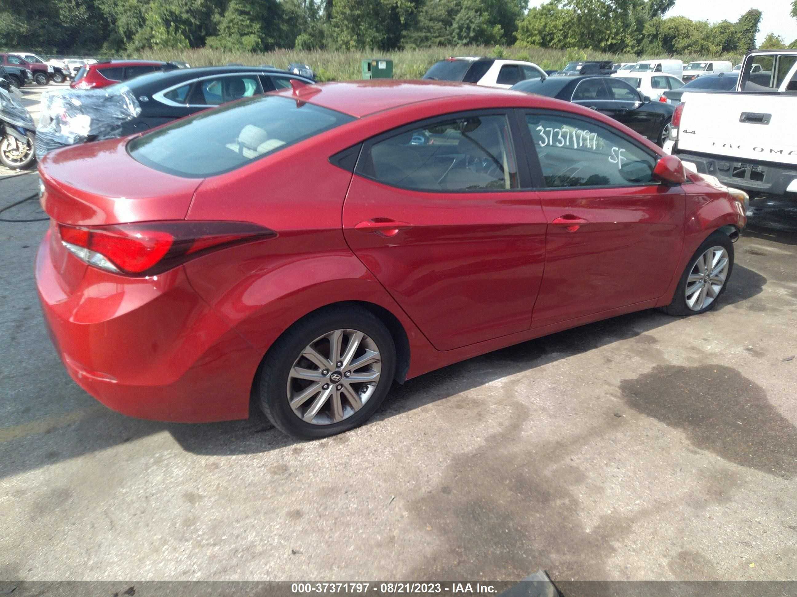 Photo 3 VIN: KMHDH4AE4FU452896 - HYUNDAI ELANTRA 