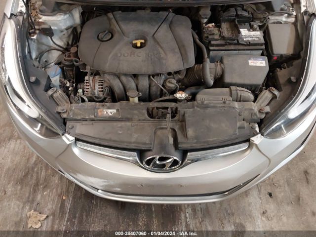 Photo 9 VIN: KMHDH4AE4GU488105 - HYUNDAI ELANTRA 