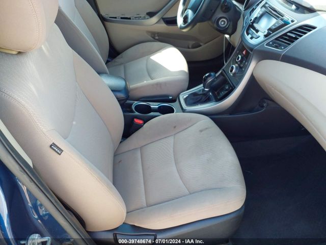 Photo 4 VIN: KMHDH4AE4GU511835 - HYUNDAI ELANTRA 