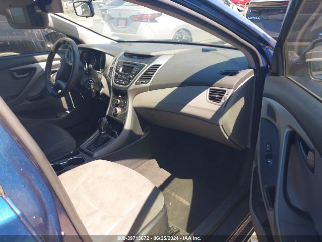 Photo 4 VIN: KMHDH4AE4GU517490 - HYUNDAI ELANTRA 