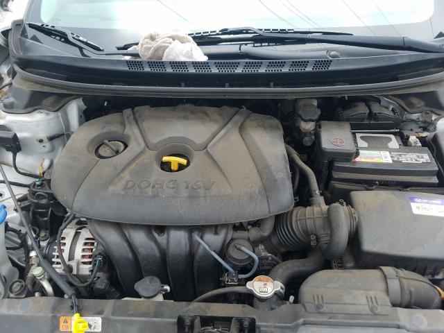 Photo 6 VIN: KMHDH4AE4GU520602 - HYUNDAI ELANTRA SE 