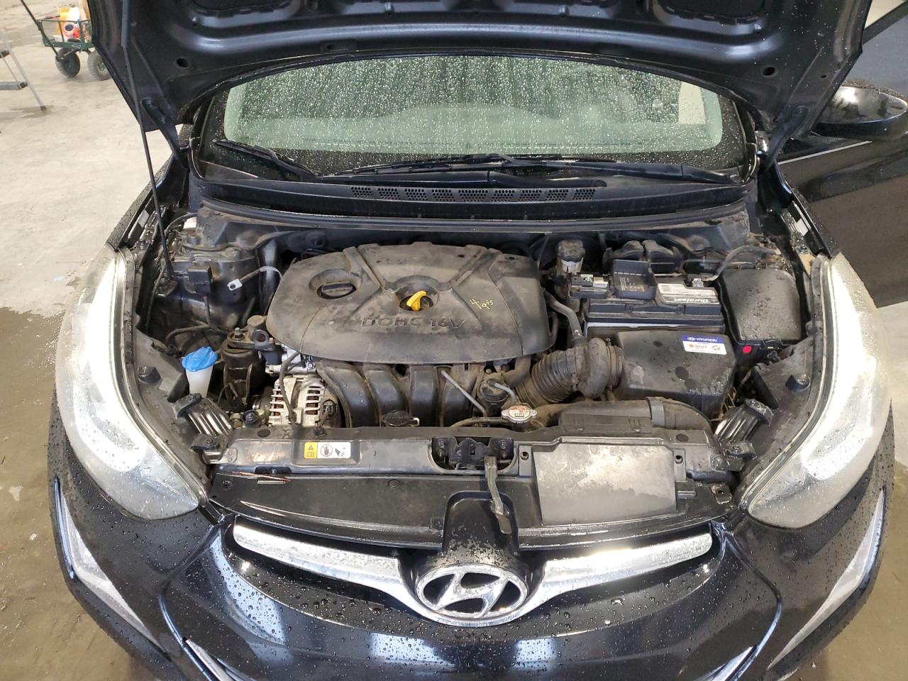 Photo 10 VIN: KMHDH4AE4GU561599 - HYUNDAI ELANTRA 