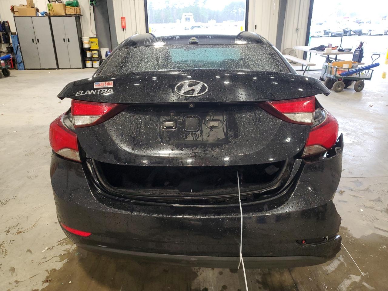 Photo 5 VIN: KMHDH4AE4GU561599 - HYUNDAI ELANTRA 