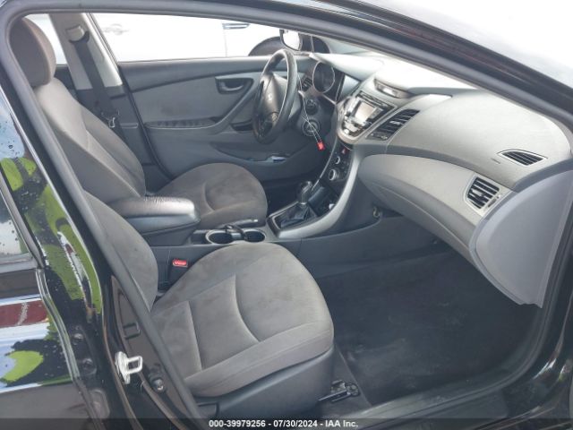 Photo 4 VIN: KMHDH4AE4GU575843 - HYUNDAI ELANTRA 