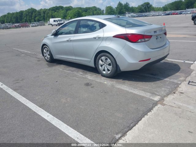 Photo 2 VIN: KMHDH4AE4GU589967 - HYUNDAI ELANTRA 