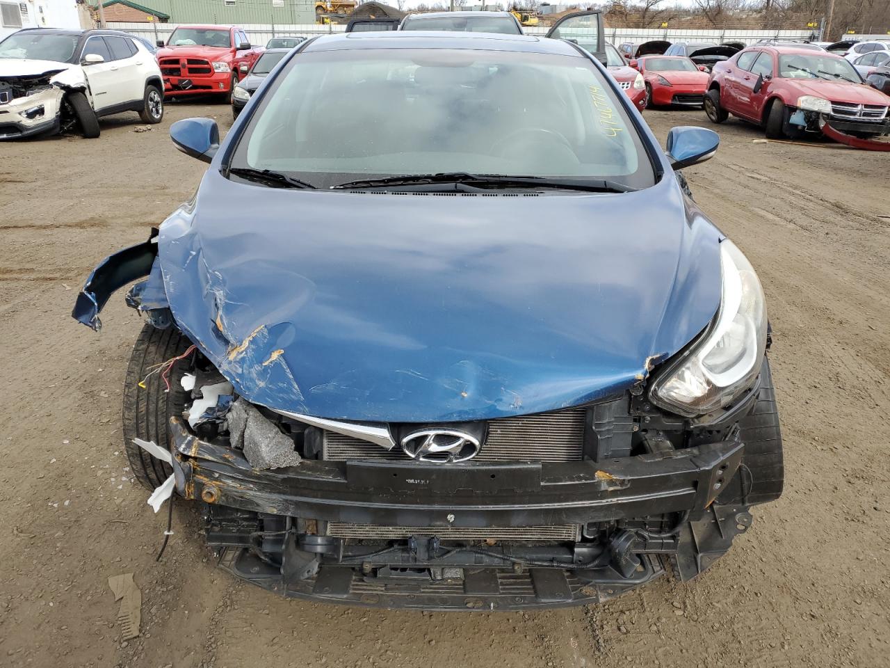 Photo 4 VIN: KMHDH4AE4GU600000 - HYUNDAI ELANTRA 