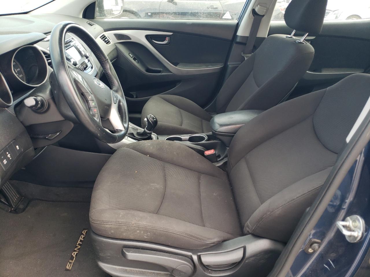 Photo 6 VIN: KMHDH4AE4GU621672 - HYUNDAI ELANTRA 