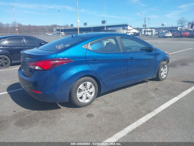 Photo 3 VIN: KMHDH4AE4GU622272 - HYUNDAI ELANTRA 