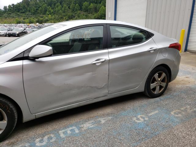 Photo 8 VIN: KMHDH4AE5BU110335 - HYUNDAI ELANTRA GL 