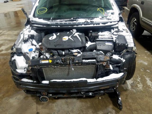 Photo 6 VIN: KMHDH4AE5BU150477 - HYUNDAI ELANTRA GL 