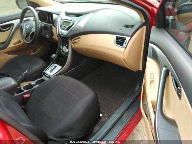 Photo 4 VIN: KMHDH4AE5CU186543 - HYUNDAI ELANTRA 