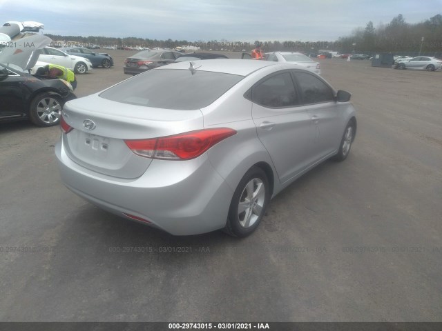 Photo 3 VIN: KMHDH4AE5CU208055 - HYUNDAI ELANTRA 