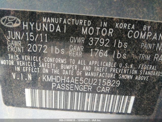 Photo 8 VIN: KMHDH4AE5CU215829 - HYUNDAI ELANTRA 