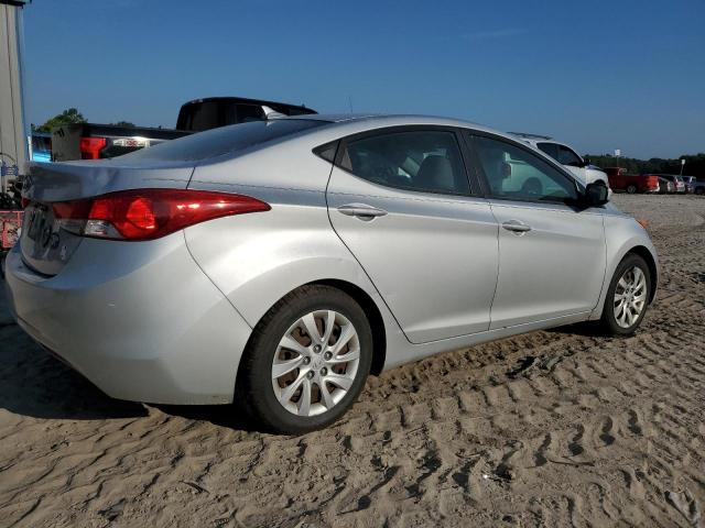 Photo 2 VIN: KMHDH4AE5CU217743 - HYUNDAI ELANTRA 