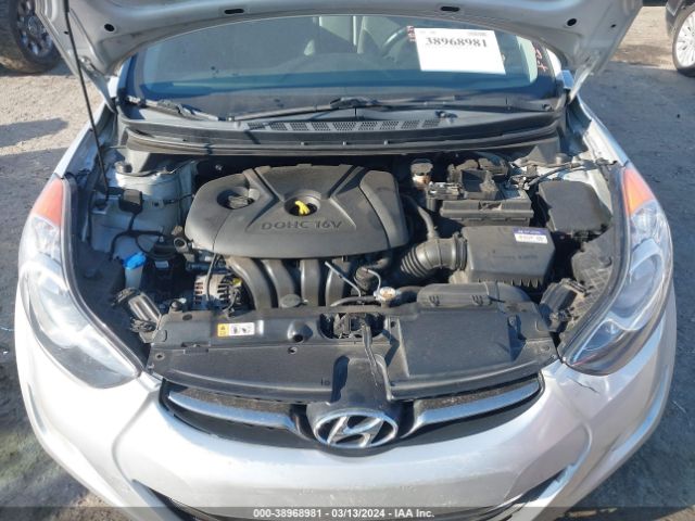 Photo 9 VIN: KMHDH4AE5CU232775 - HYUNDAI ELANTRA 