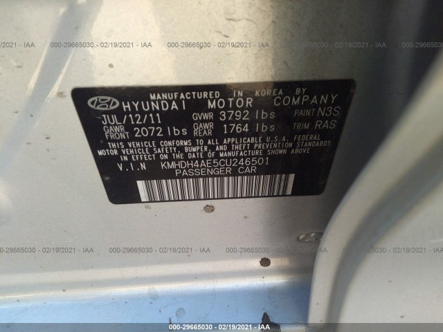 Photo 8 VIN: KMHDH4AE5CU246501 - HYUNDAI ELANTRA 