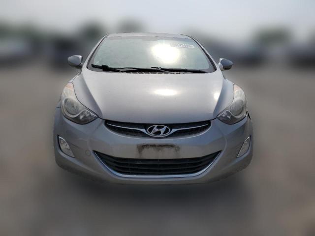 Photo 4 VIN: KMHDH4AE5CU256333 - HYUNDAI ELANTRA 